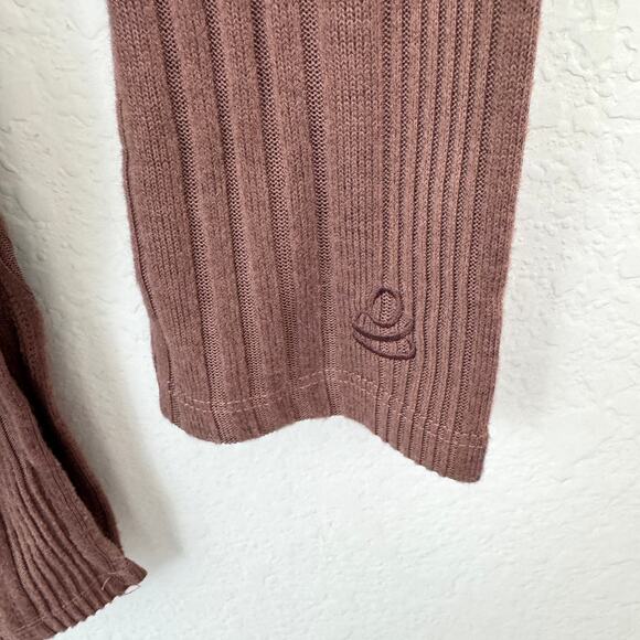 Cuddl Duds Womens Ribbed Knit Long Sleeve Button Top Size XL Neutral Comfy Brown - Picture 3 of 7
